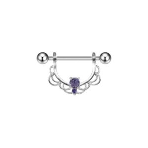 Brustwarzenpiercing mit filigranem Ornament und funkelndem violettem Kristall